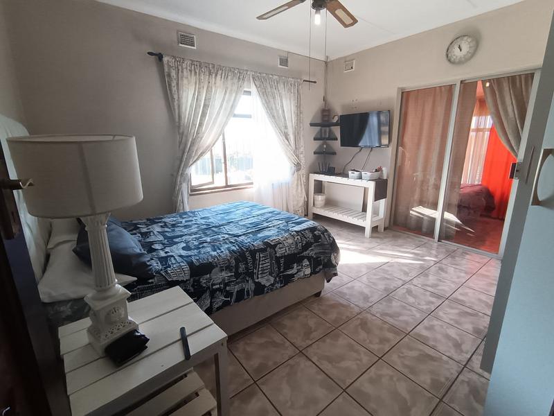 4 Bedroom Property for Sale in Margate KwaZulu-Natal