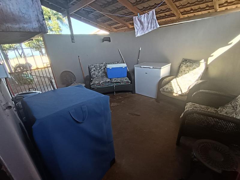 4 Bedroom Property for Sale in Margate KwaZulu-Natal