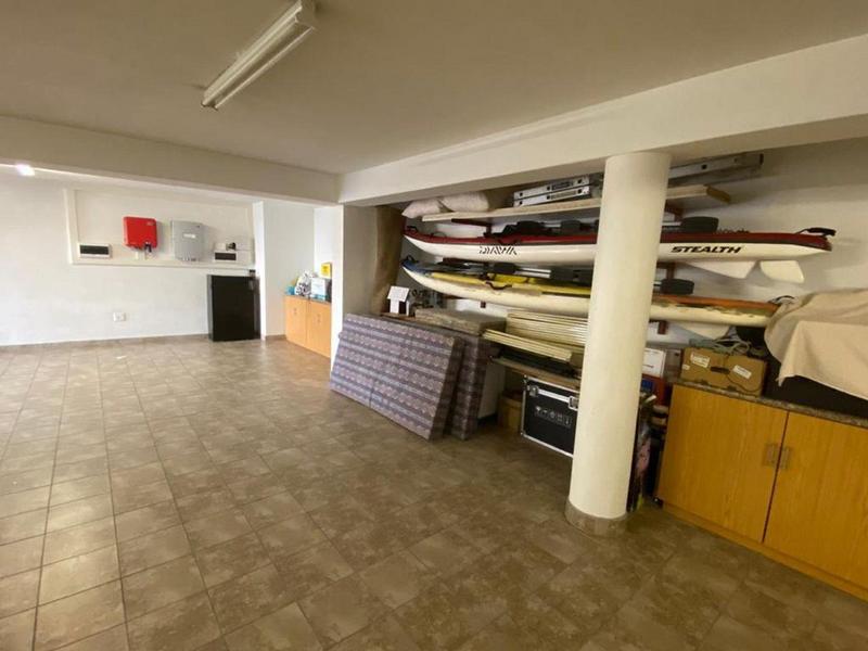 5 Bedroom Property for Sale in Oslo Beach KwaZulu-Natal