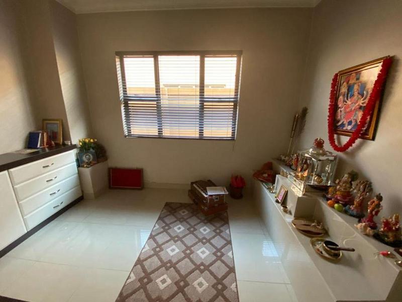 5 Bedroom Property for Sale in Oslo Beach KwaZulu-Natal