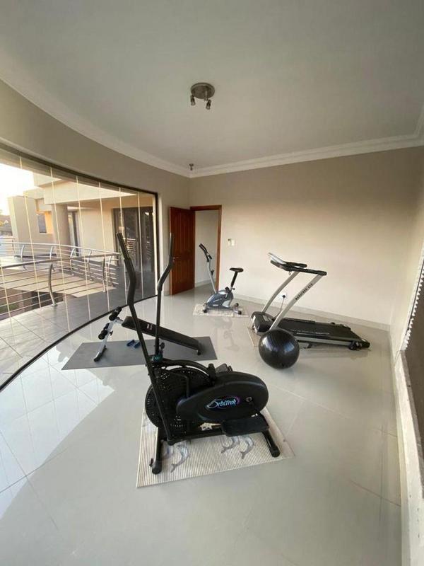 5 Bedroom Property for Sale in Oslo Beach KwaZulu-Natal