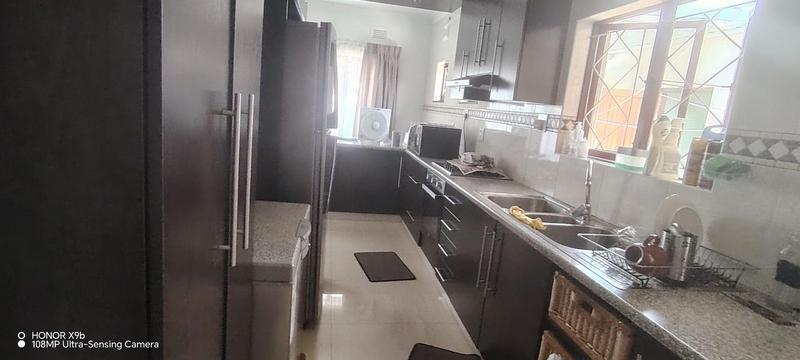 3 Bedroom Property for Sale in Oslo Beach KwaZulu-Natal