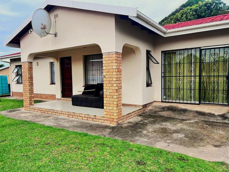 5 Bedroom Property for Sale in Oslo Beach KwaZulu-Natal