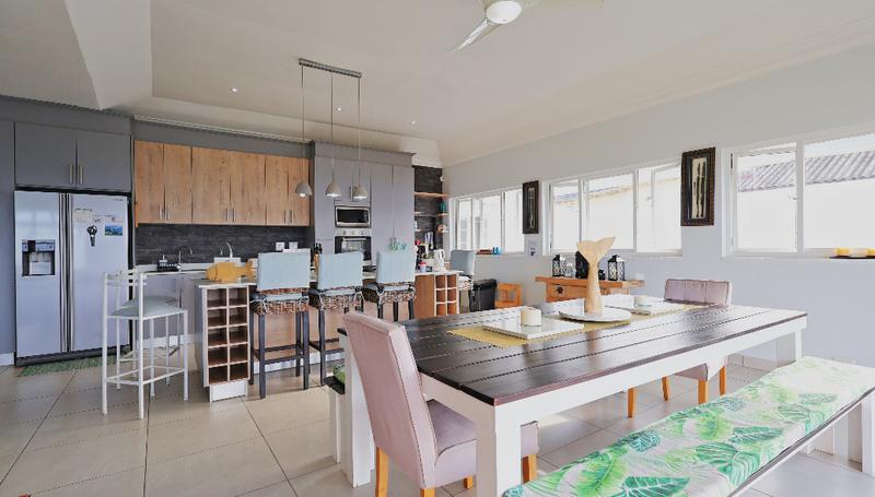 7 Bedroom Property for Sale in Ramsgate KwaZulu-Natal