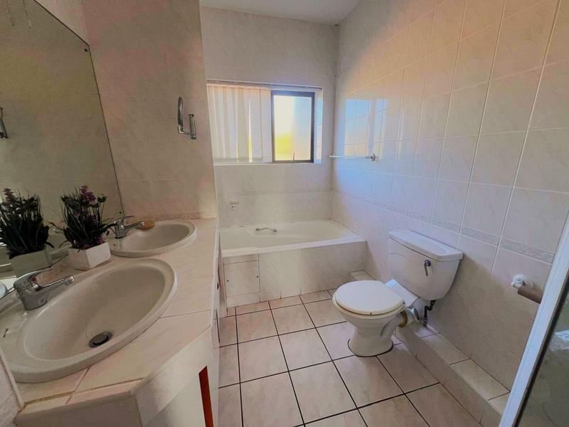 3 Bedroom Property for Sale in Ramsgate KwaZulu-Natal