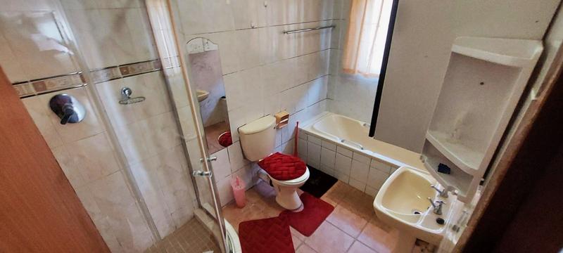 2 Bedroom Property for Sale in Sea Park KwaZulu-Natal
