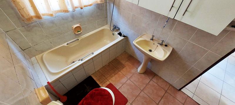 2 Bedroom Property for Sale in Sea Park KwaZulu-Natal
