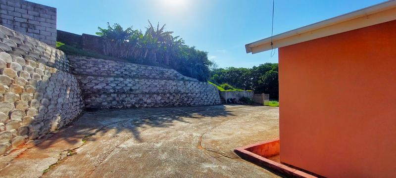 2 Bedroom Property for Sale in Sea Park KwaZulu-Natal