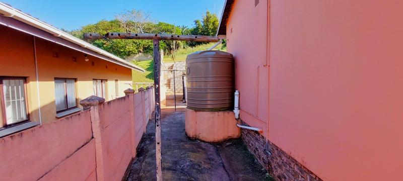 2 Bedroom Property for Sale in Sea Park KwaZulu-Natal
