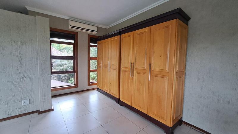 5 Bedroom Property for Sale in Shelly Beach KwaZulu-Natal