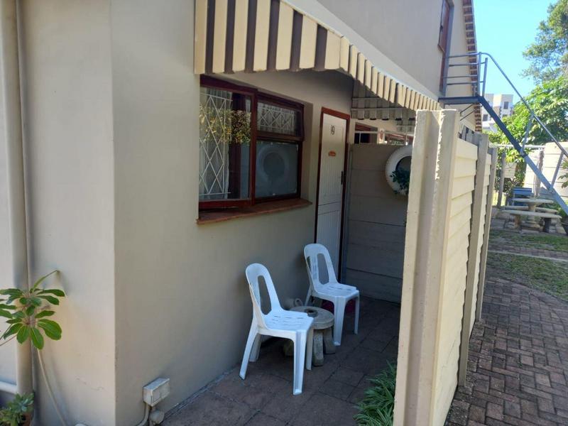 8 Bedroom Property for Sale in Shelly Beach KwaZulu-Natal