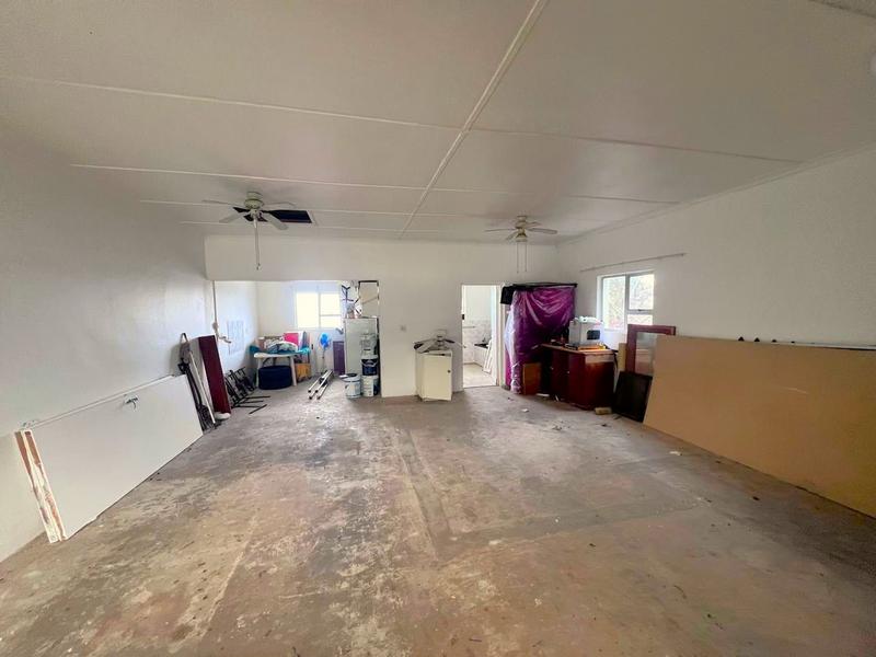 6 Bedroom Property for Sale in Shelly Beach KwaZulu-Natal