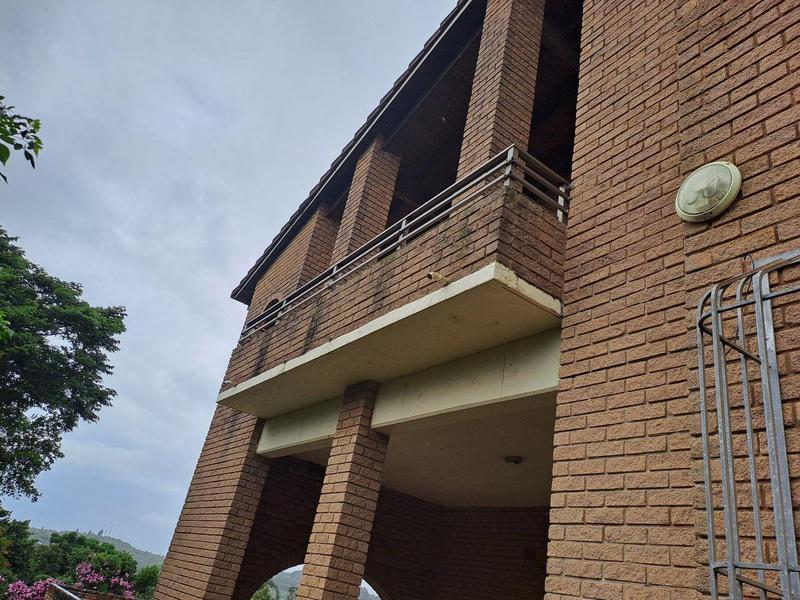 8 Bedroom Property for Sale in Shelly Beach KwaZulu-Natal