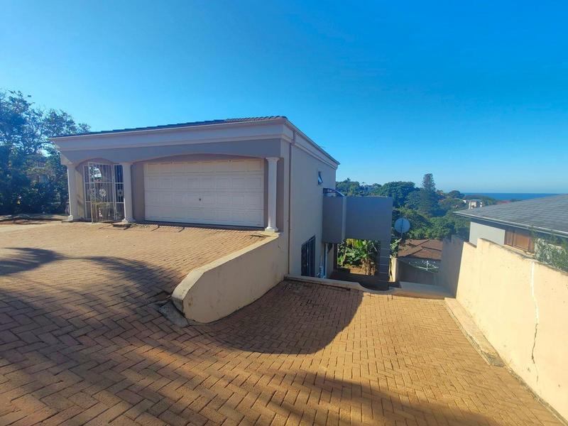 5 Bedroom Property for Sale in Shelly Beach KwaZulu-Natal