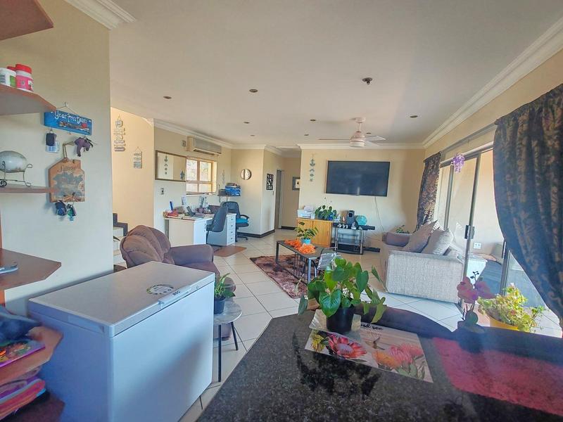 5 Bedroom Property for Sale in Shelly Beach KwaZulu-Natal