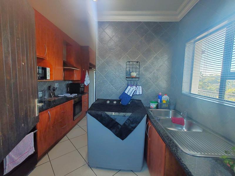 5 Bedroom Property for Sale in Shelly Beach KwaZulu-Natal
