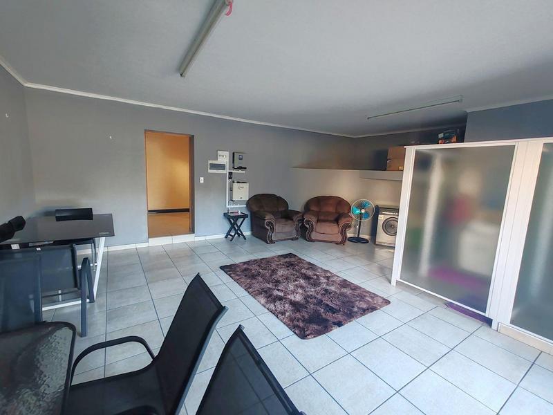 5 Bedroom Property for Sale in Shelly Beach KwaZulu-Natal