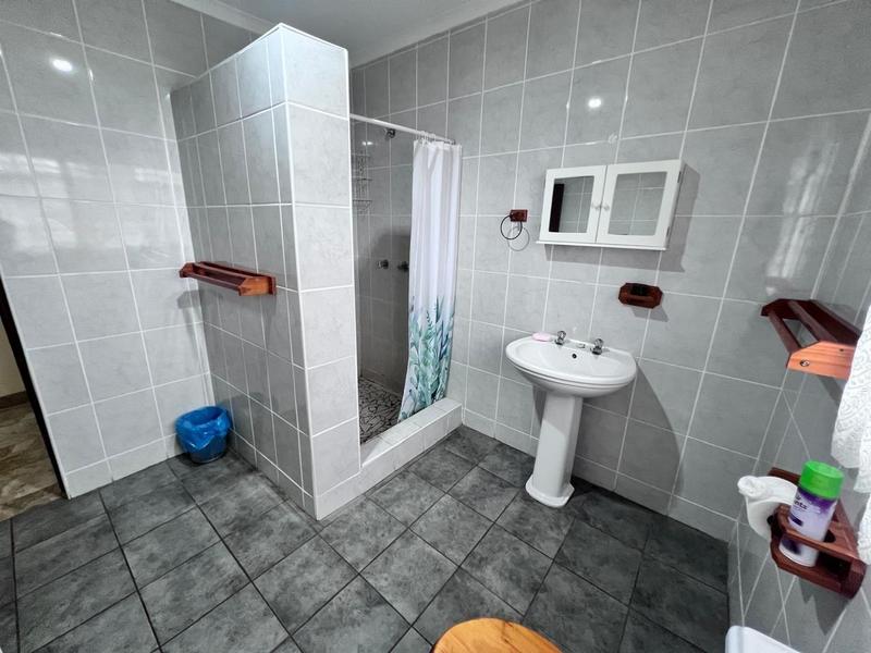 4 Bedroom Property for Sale in Palm Beach KwaZulu-Natal