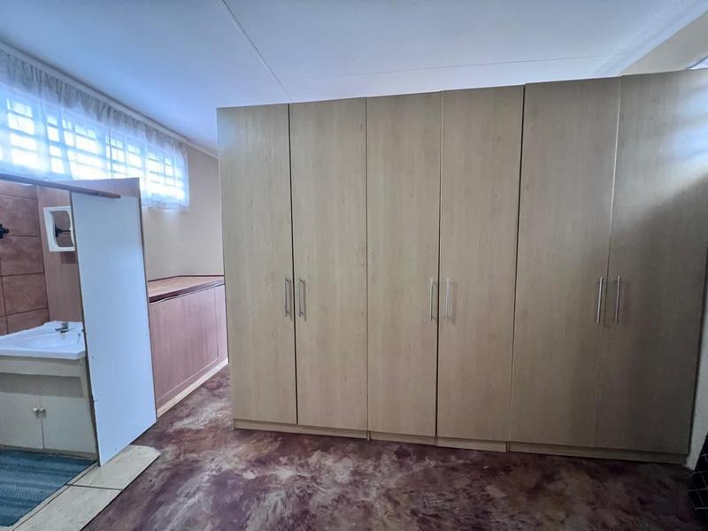 4 Bedroom Property for Sale in Palm Beach KwaZulu-Natal