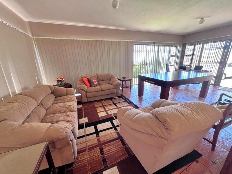 4 Bedroom Property for Sale in Palm Beach KwaZulu-Natal