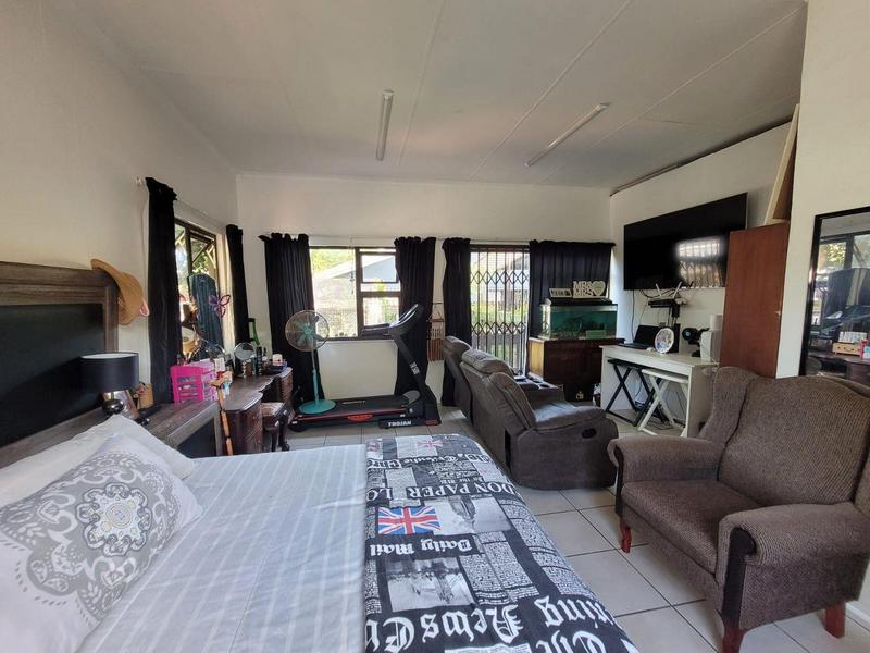 3 Bedroom Property for Sale in Southport KwaZulu-Natal