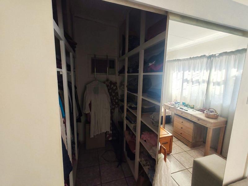 3 Bedroom Property for Sale in Southport KwaZulu-Natal