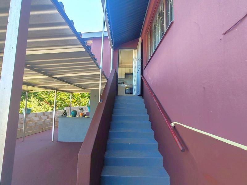 3 Bedroom Property for Sale in Southport KwaZulu-Natal