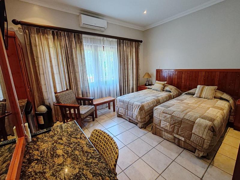 8 Bedroom Property for Sale in Umtentweni KwaZulu-Natal