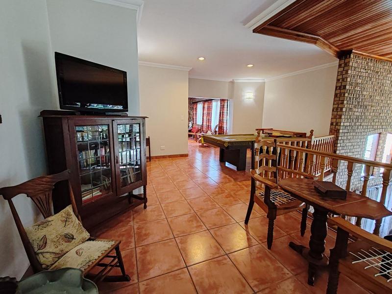 8 Bedroom Property for Sale in Umtentweni KwaZulu-Natal