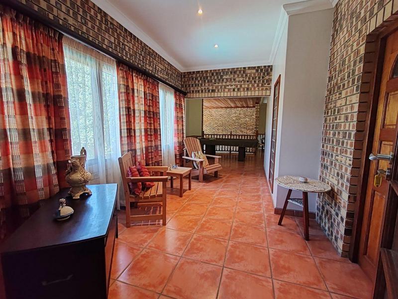 8 Bedroom Property for Sale in Umtentweni KwaZulu-Natal