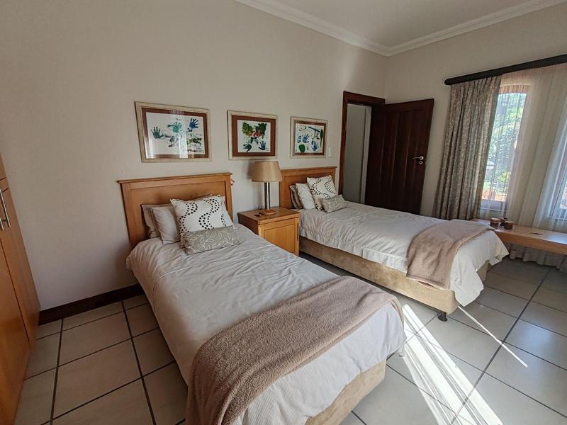 8 Bedroom Property for Sale in Umtentweni KwaZulu-Natal