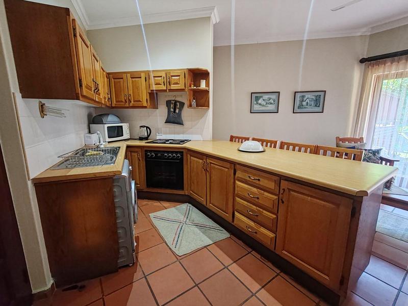 8 Bedroom Property for Sale in Umtentweni KwaZulu-Natal