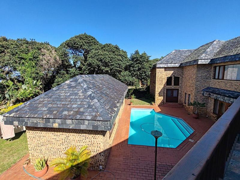 8 Bedroom Property for Sale in Umtentweni KwaZulu-Natal