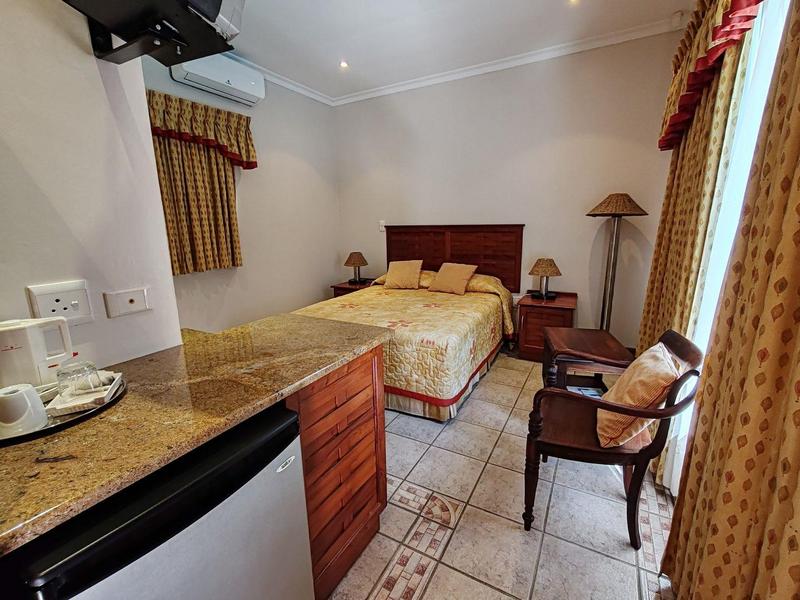 8 Bedroom Property for Sale in Umtentweni KwaZulu-Natal