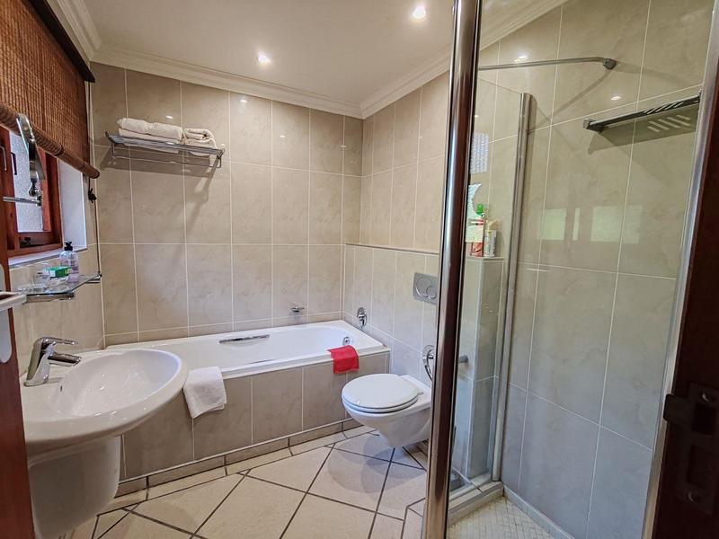 8 Bedroom Property for Sale in Umtentweni KwaZulu-Natal