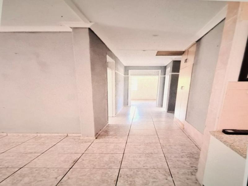 6 Bedroom Property for Sale in Umtentweni KwaZulu-Natal