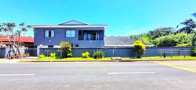 6 Bedroom Property for Sale in Umtentweni KwaZulu-Natal