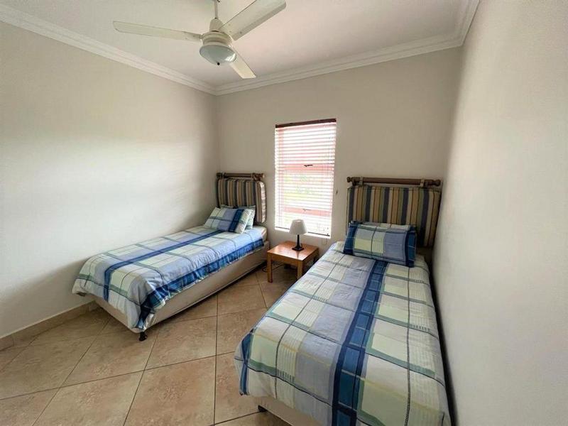 3 Bedroom Property for Sale in Uvongo KwaZulu-Natal