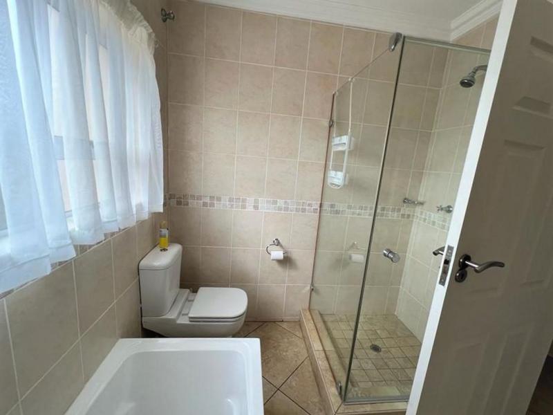 3 Bedroom Property for Sale in Uvongo KwaZulu-Natal