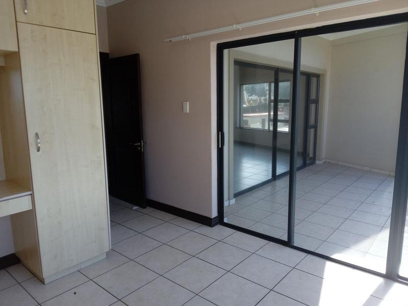 3 Bedroom Property for Sale in Uvongo KwaZulu-Natal