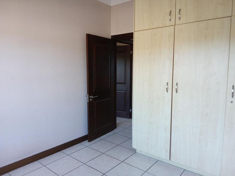 3 Bedroom Property for Sale in Uvongo KwaZulu-Natal
