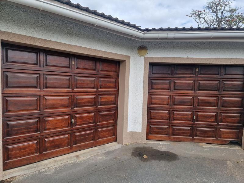 3 Bedroom Property for Sale in Uvongo KwaZulu-Natal
