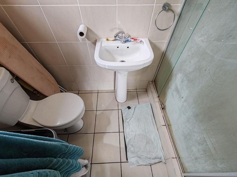 2 Bedroom Property for Sale in Uvongo KwaZulu-Natal