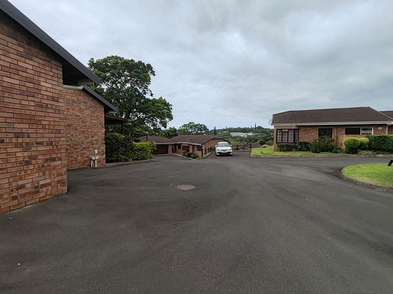 2 Bedroom Property for Sale in Uvongo KwaZulu-Natal