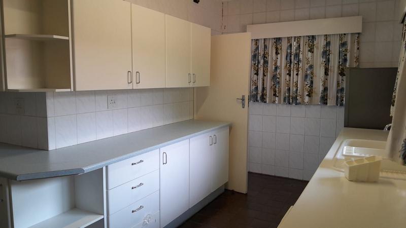 3 Bedroom Property for Sale in Uvongo KwaZulu-Natal