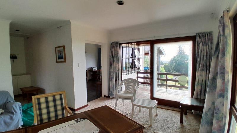 3 Bedroom Property for Sale in Uvongo KwaZulu-Natal