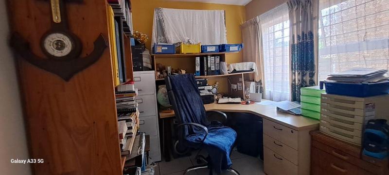 3 Bedroom Property for Sale in Uvongo KwaZulu-Natal