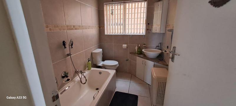 3 Bedroom Property for Sale in Uvongo KwaZulu-Natal
