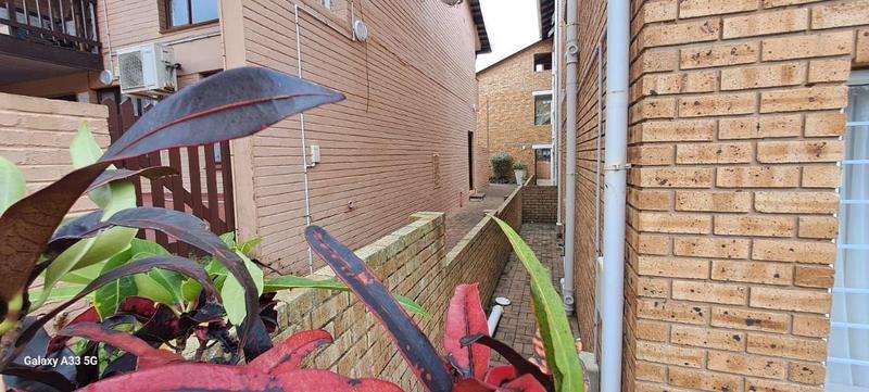 3 Bedroom Property for Sale in Uvongo KwaZulu-Natal