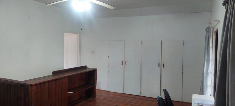 3 Bedroom Property for Sale in Uvongo KwaZulu-Natal